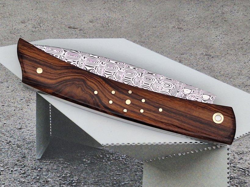 photo d'un couteau artisanal